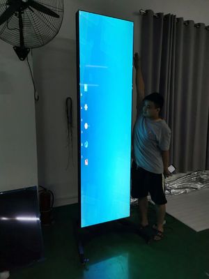 Display LCD allungato da 86 pollici con risoluzione 1920*1080 e luminosità 400CD/M*2 per segnaletica digitale e schermo LCD a barre
