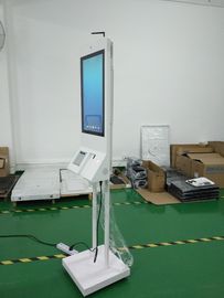 Terminale a 32 pollici del chiosco di attività bancarie di self service di Nfc chiosco del touch screen di Ture Falt Pcap di 10 punti