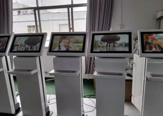 Alimento su misura chiosco di pagamento che ordina lo schermo a 24 pollici del chiosco FHD di pagamento di self service di RS232 HDMI