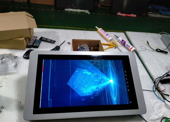 Touch screen a 32 pollici fissato al muro 0.3kW del contrassegno AC240V 1500nits di Digital